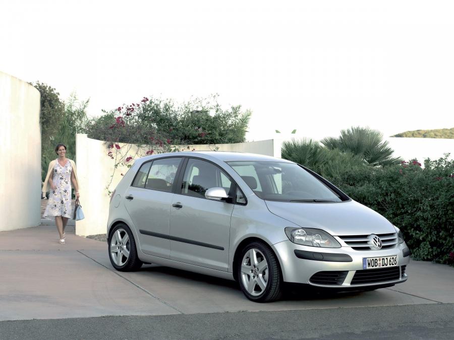  Volkswagen Golf Plus 2005 года  (фото 21 из 88)